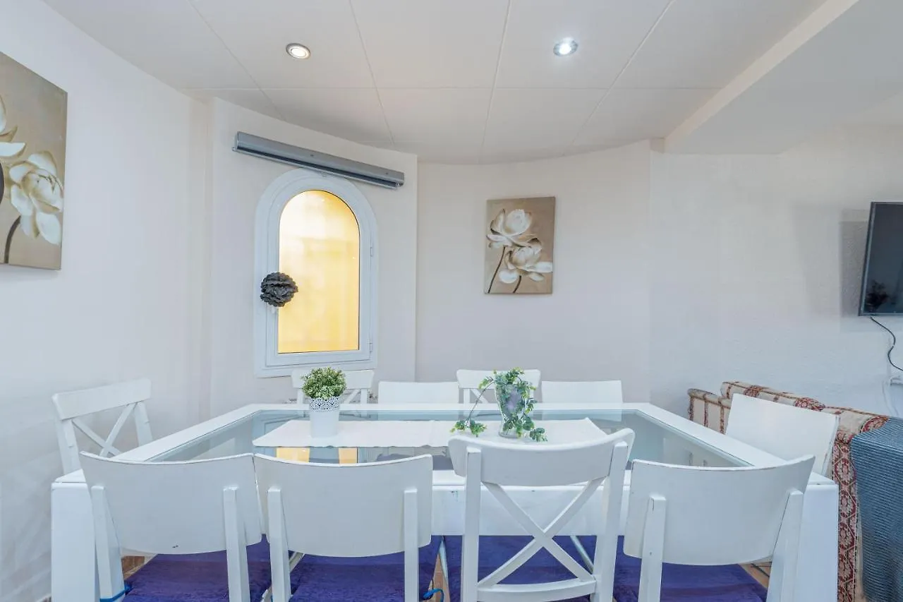 Goldhome - Carlit - Casa 9 Habitaciones, Piscina Privada, Sala De Juegos Эмпуриабрава 0*,  Испания