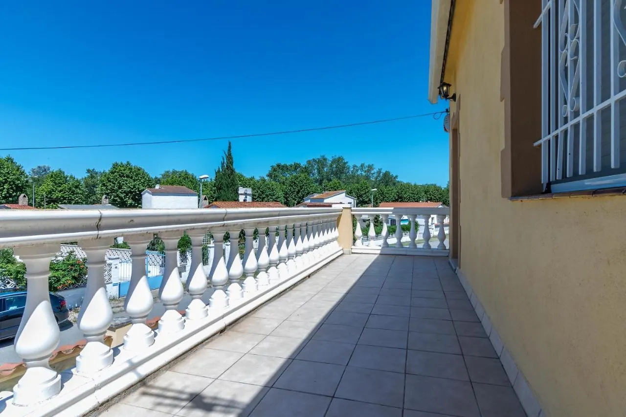 Goldhome - Carlit - Casa 9 Habitaciones, Piscina Privada, Sala De Juegos Empuriabrava