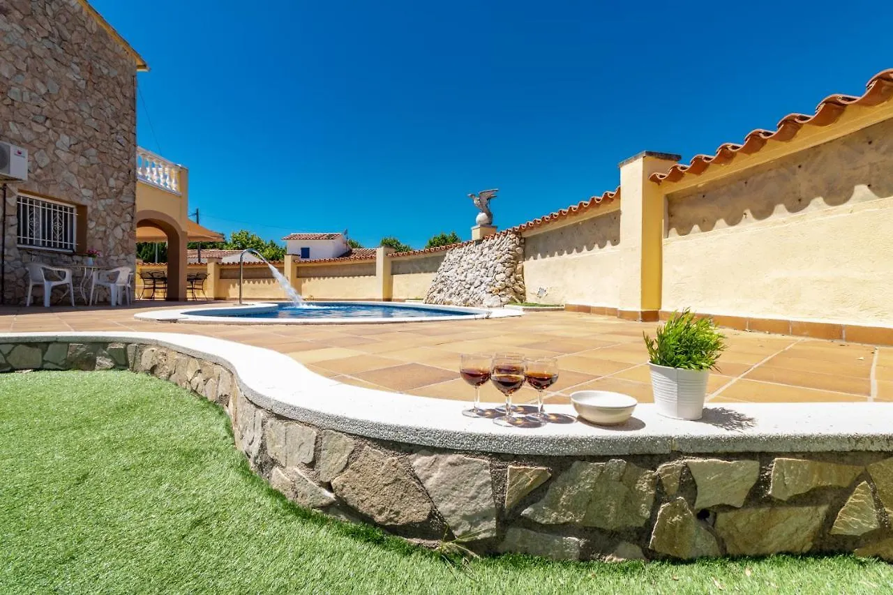 Goldhome - Carlit - Casa 9 Habitaciones, Piscina Privada, Sala De Juegos Empuriabrava 0*,